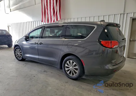 2017 Chrysler Pacifica Touring из США, поврежденный, VIN 2C4RC1DG3HR611346
